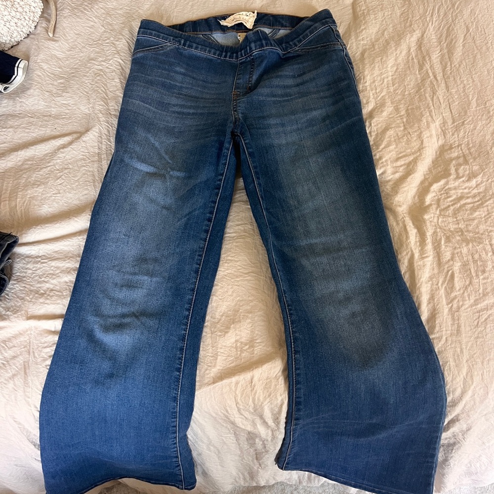 Pull on stretchy flare/bootcut jeans